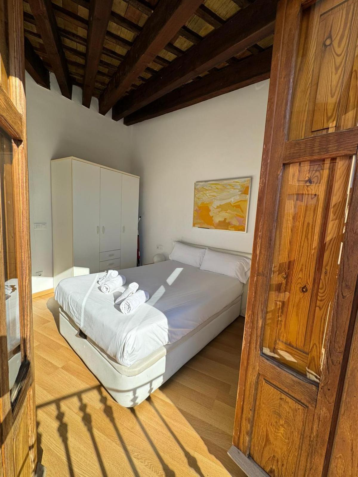 Tossal Apartment Valencia Bagian luar foto