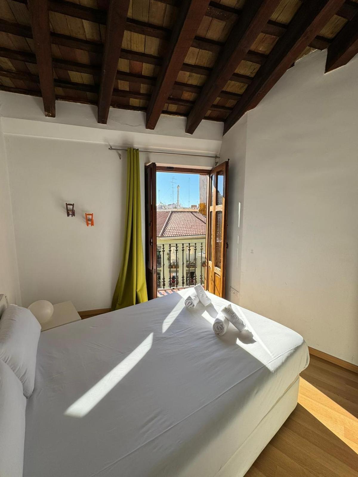 Tossal Apartment Valencia Bagian luar foto