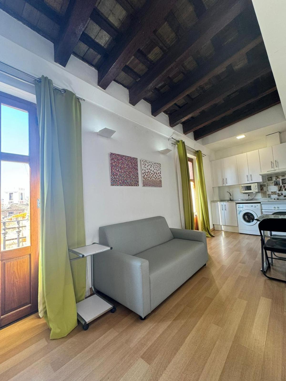 Tossal Apartment Valencia Bagian luar foto